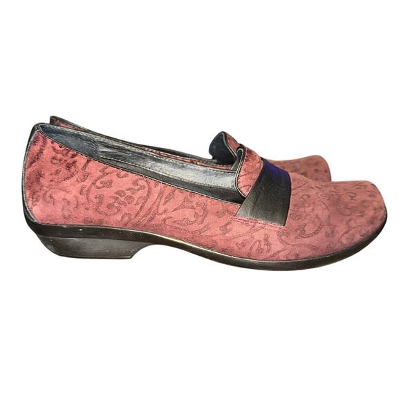 Dansko Olivia Loafers Women’s Size 6.5 Burgundy Red Leather Floral Slip On Shoes - Picture 4 of 8